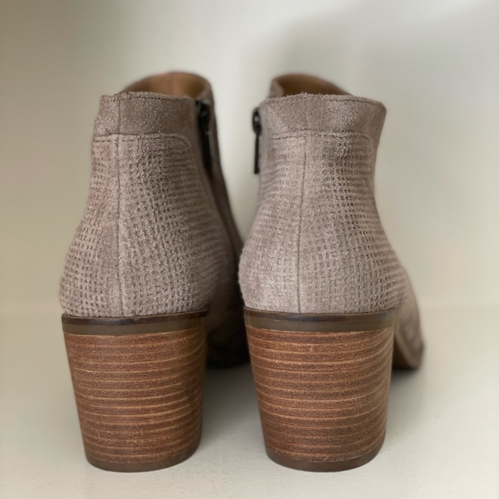 Lucky Brand Ponic Suede Ankle Boots 10 M - Picture 2 of 12